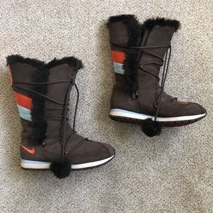 Nike Faux Fur Boot
